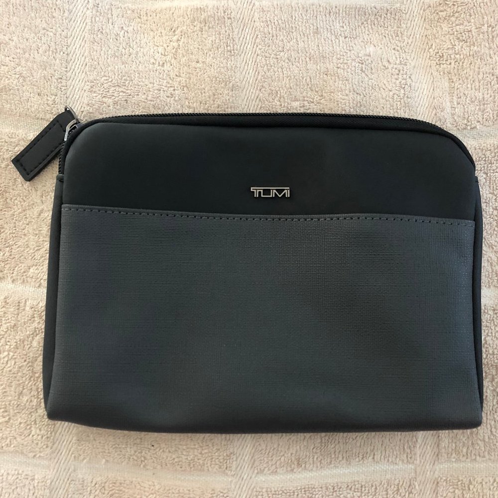 Tumi Make-up Toiletry Bag